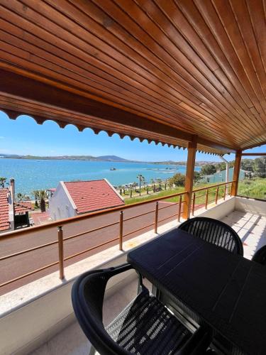 Ayvalik House | Scenic Cunda View Duplex with Terrace Near Beach