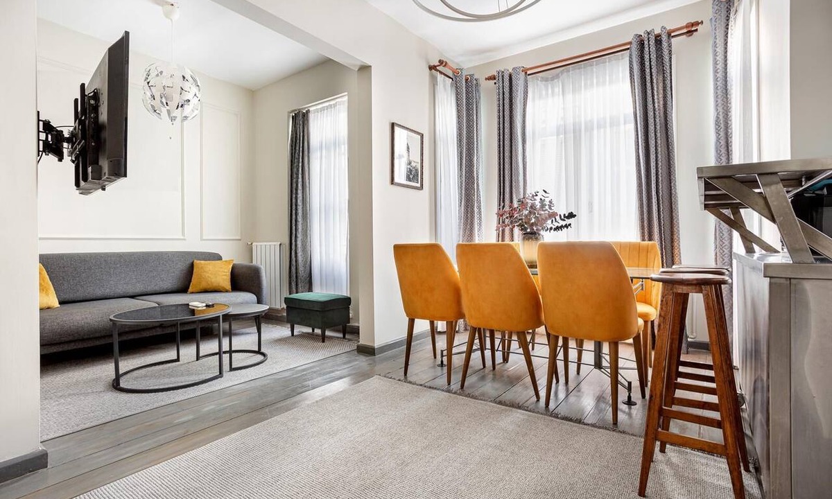 Galata Apartment | Serene 3BR Spacious Apartment with Indoor Terrace & Bosphorus Views