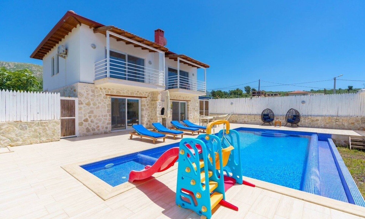Kas House | Spacious 2 Bedroom Villa with Large Secluded Pool, Garden, Views of Patara Beach