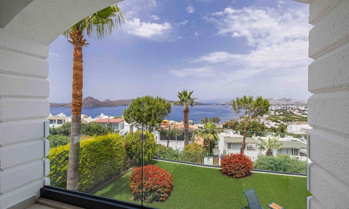 Yalikavak Villa | Stunning Villa with Private Pool and Luxuriest Views
