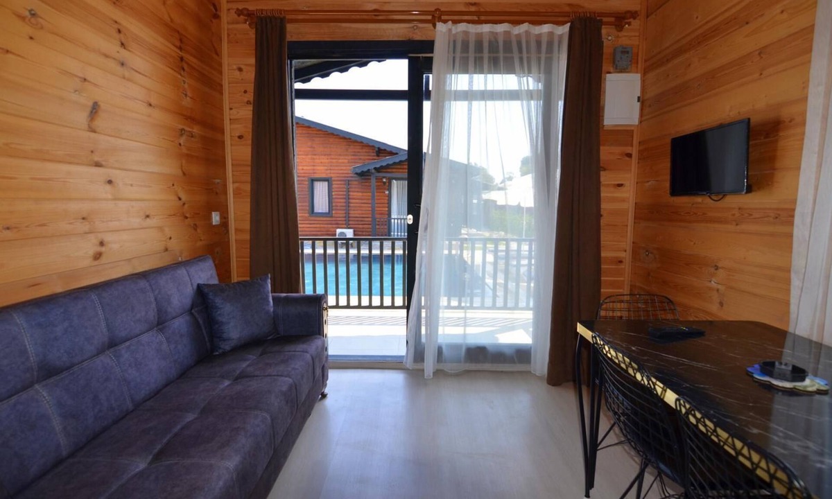 Ciftlik Ski Chalet | SummerTime Bungalow