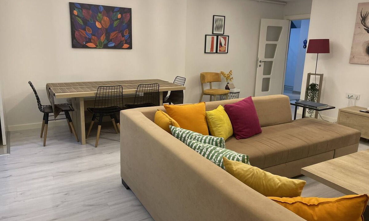 Konyaalti Condo | T Square - Duplex Apartment Retreat in the Turkish Riviera