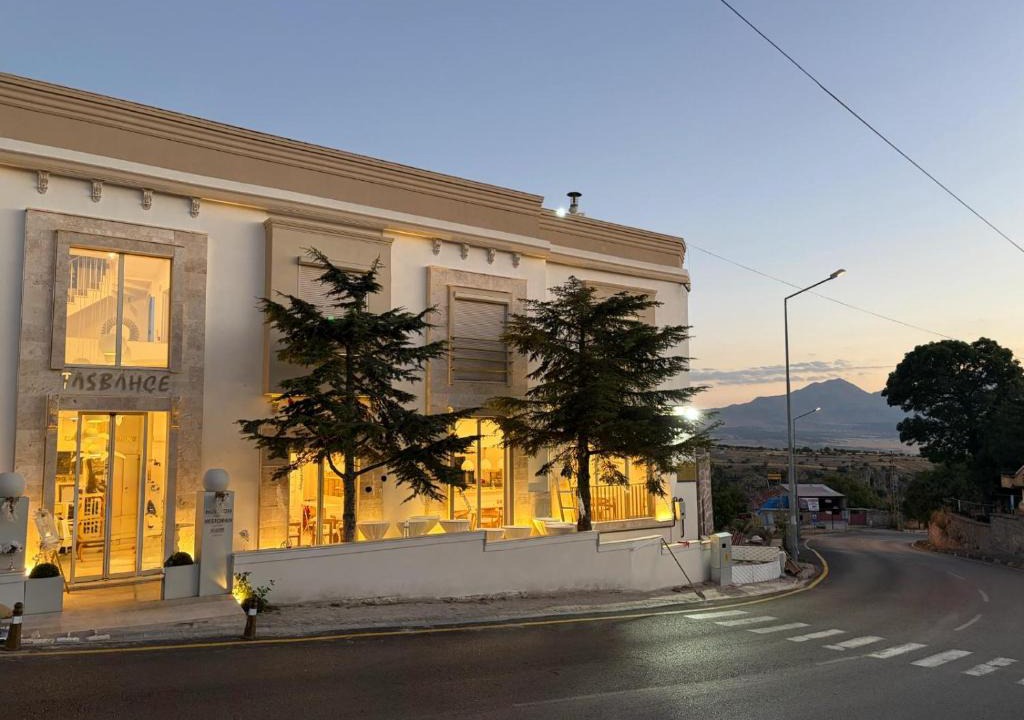 Guzelyurt House | Taş Bahçe