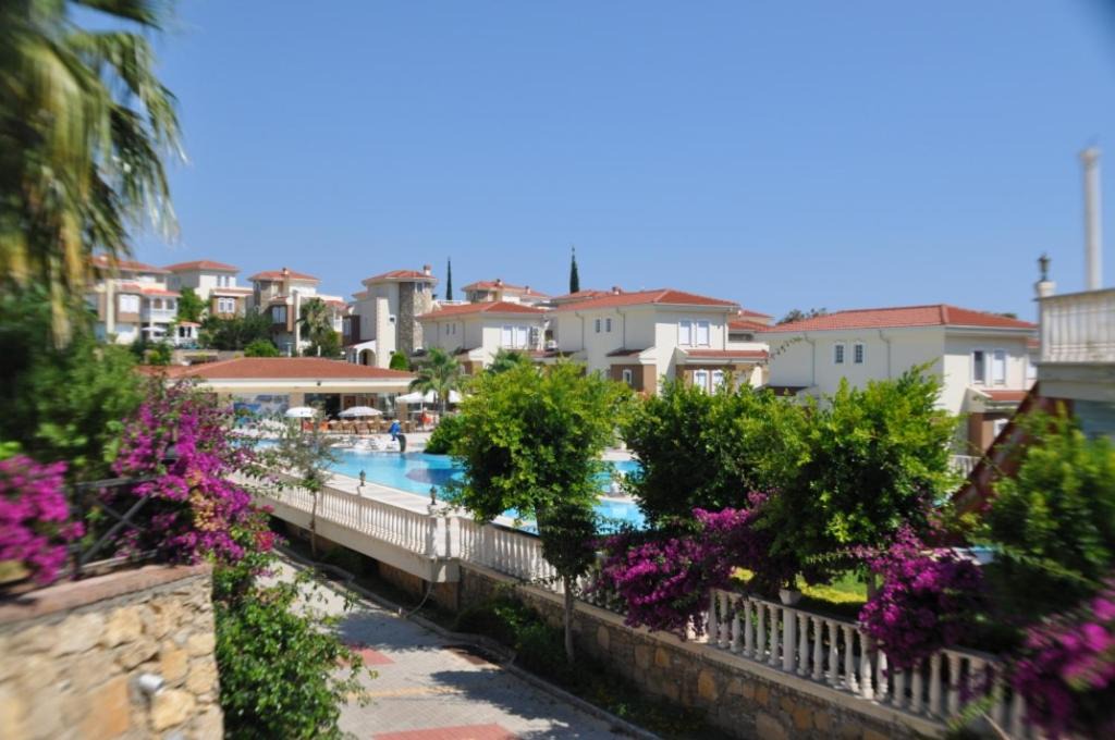Alanya Villa | tenıs,basketbol,futbol,havuz ve denız ozel vılla