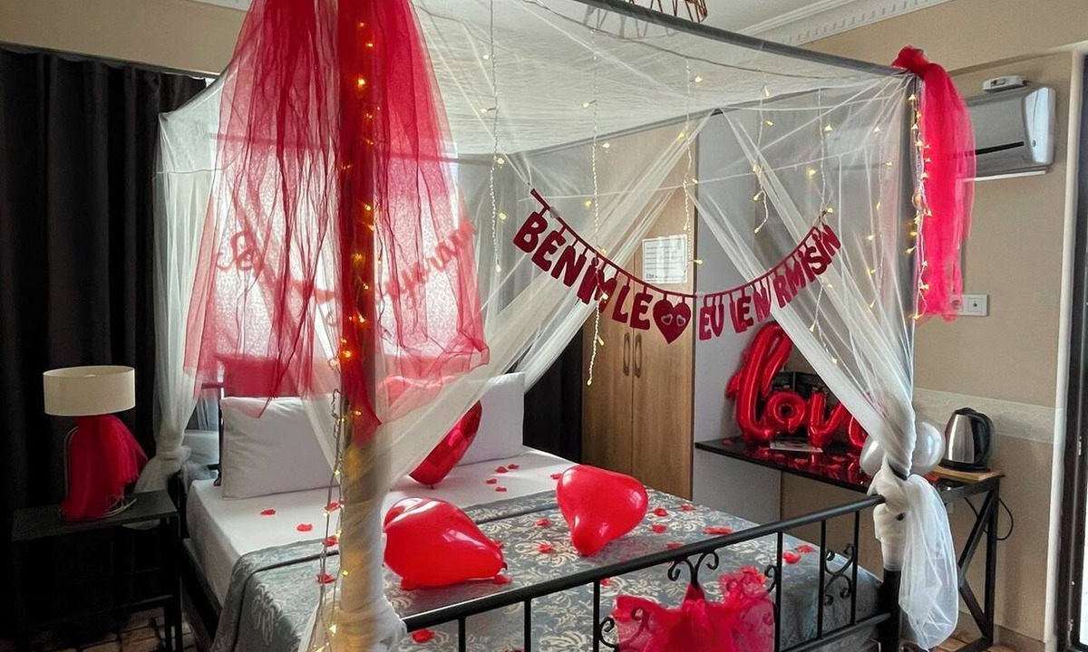 Serdivan Bed & Breakfast | Terrace Cordon Palace Hotel