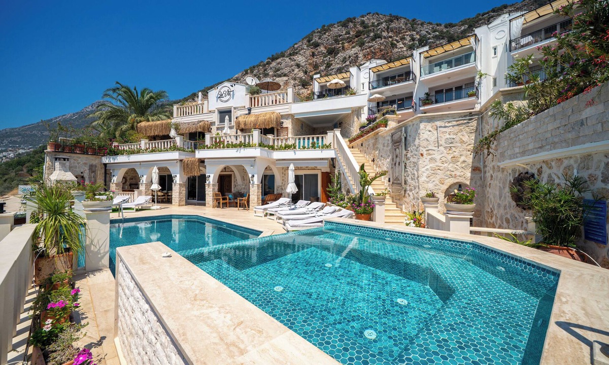 Kalkan Villa | Ultra-Luxury Villa Panoramic Kalkan Bay Views Steps from Beach Clubs & Town