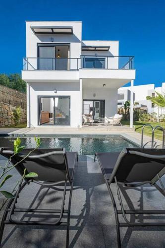 Koyunbaba Villa | Villa Al Mare 2; Koyunbaba'da Özel Havuzlu Villa