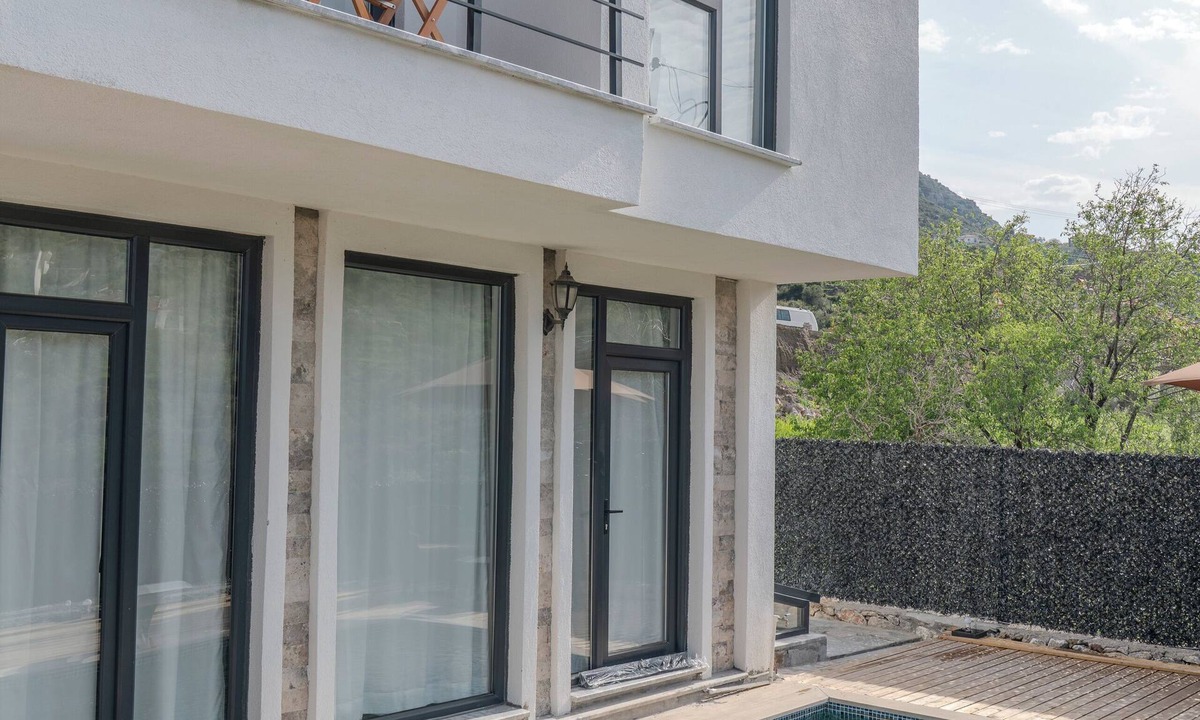 Sogut Villa | Villa Begonvil özel havuzlu lüks villa,özel bahçe ve veranda , açık alanda masa,