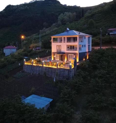 Akcaabat Villa | Villa Deluxe Panorama 61