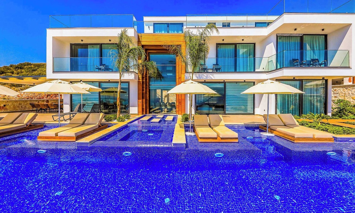 Kalkan Villa | Villa Escala Views - Six Bedroom Villa, Sleeps 12