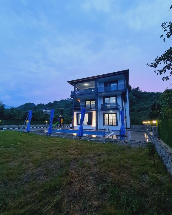 Arakli Apartment | Villa