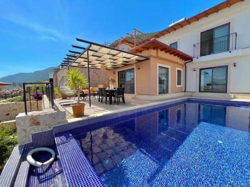 Kocasinan Villa | Villa Zeus doğa manzaralı 8 kişilik