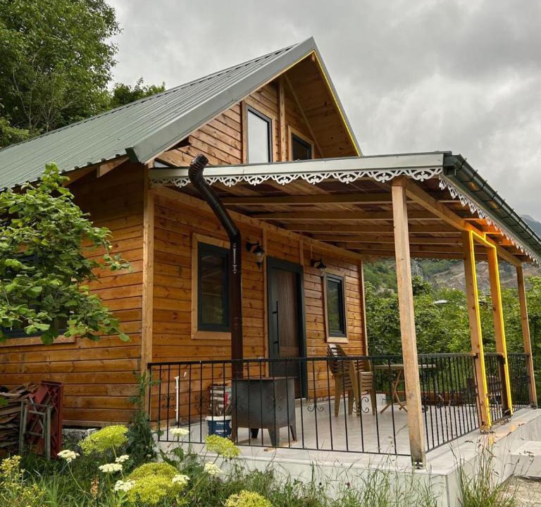 Macka Ski Chalet | Wooden House in Greenery