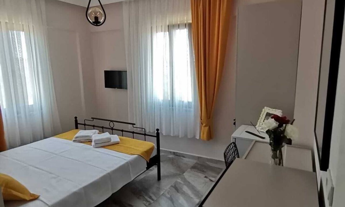 Bozcaada House | Zeus kır evi