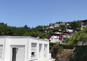 Amazing location Lux brand new House Gated Family