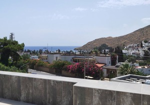 Amazing location Lux brand new House Gated Family