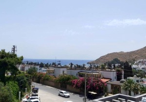 Amazing location Lux brand new House Gated Family