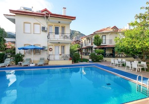 Dedeminn Garden Hotel