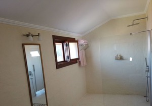 Exclusive Hotel