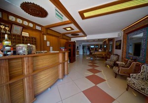 Hotel Azmakhan