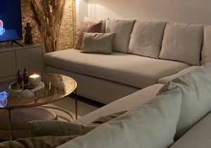 Lovely 1 Bedroom apartment on Bagdat street