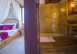 Outstanding Villa with Private Pool and Jacuzzi in Fethiye