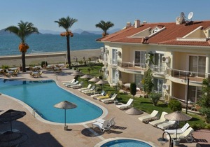 Sunset Beach Club 3 Bedroom Neptune Apartment C&O