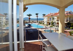Sunset Beach Club 3 Bedroom Neptune Apartment C&O