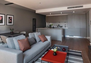 This apartment is a 2 bedroom(s), 2 bathrooms, located in Beyoğlu, İstanbul.