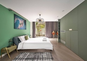 This condominium is a 1 bedroom(s), 1.5 bathrooms, located in Beyoğlu, İstanbul.