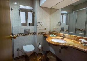 Usta Park Hotel