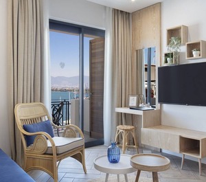 Holiday Experience Ada Dreams City Suit 