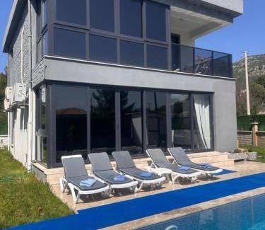 Sarigerme Villa | 170 m² Villa ∙ 4 bedrooms ∙ 10 guests