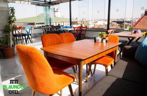 Usak Hotel | 20 m² Hotel ∙ 4 guests