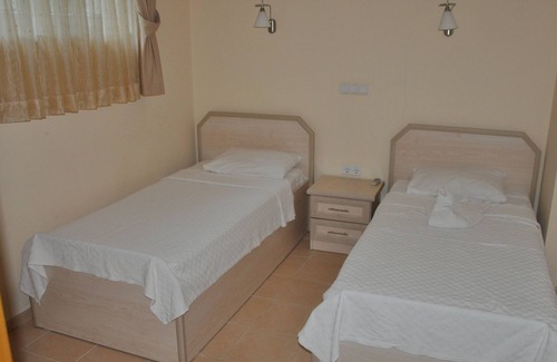 Hisaronu Villa | 5 bedroom 5 bathroom villa sleeps 12 With private swimming pool