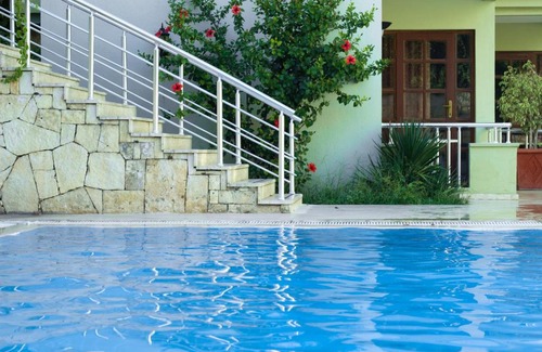 Kemer Hostel | Ares City Hotel