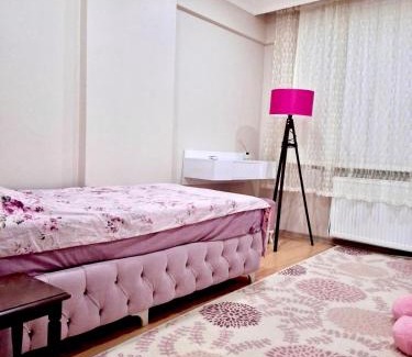 Buyukcekmece Bed & Breakfast | Barbie Room - girls only