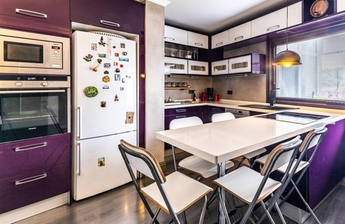 Uskudar Apartment | Chic Flat w Balcony BBQ 10 min to Emaar in Uskudar