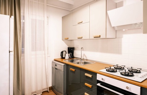 Macka Apartment | Flat with Closed Balcony 5 min to Citys Nisantasi