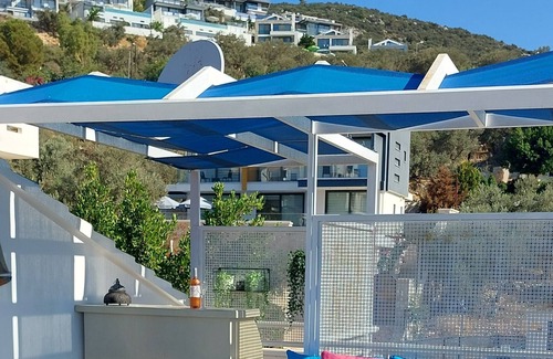 Kalkan Villa | Idyllic peaceful 3 bed, 3 bath villa, heated pool, mature gardens, sleeps 6