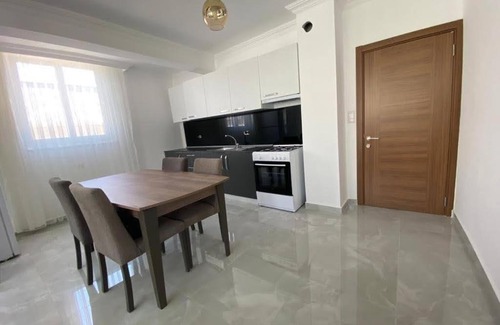 Kemer Apartment | Kemer liman caddesinde 1+1