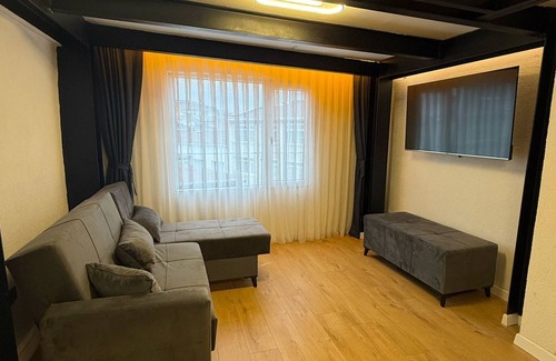 Ortakoy Hostel | Nest Apart Ortaköy