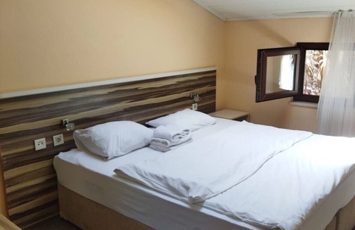 Akyaka City Center Apartment | Vacation Home w Skylight, 180 m to Akyaka Beach