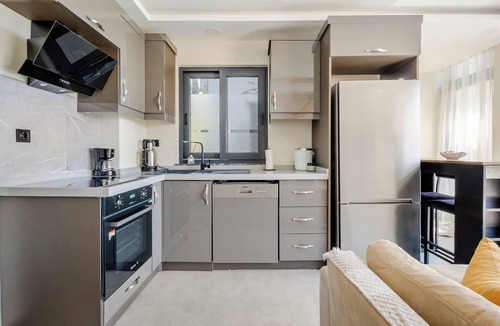 Dilovasi Villa | 1 Deluxe Villa Isıtmalı Havuz, Ateş Çukuru