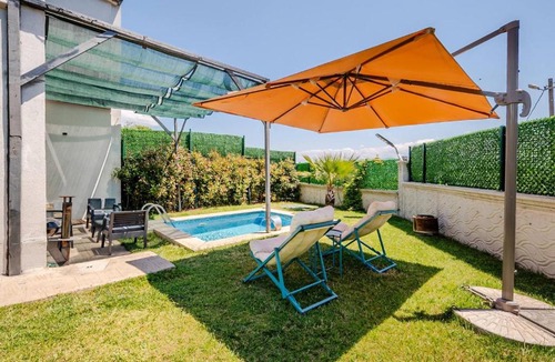 Dilovasi Villa | 1 Deluxe Villa Istmal Havuz, Ate ukuru