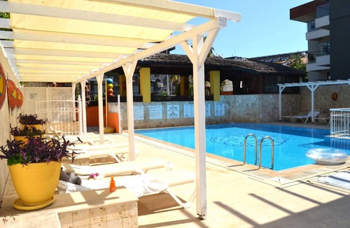 Side Resort | 100 m² Private room ∙ 1 bedroom ∙ 4 guests