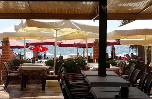 Side Apartment | 110 m² Apartment ∙ 2 bedrooms ∙ 4 guests