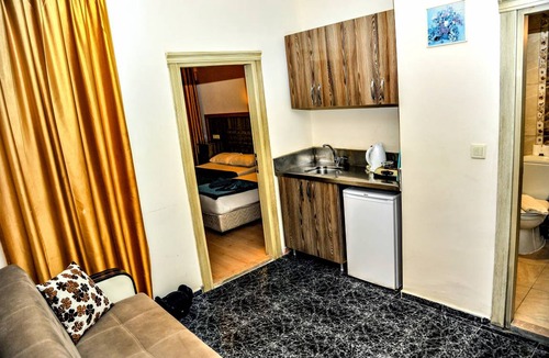 Side Apartment | 110 m² Apartment ∙ 2 bedrooms ∙ 4 guests