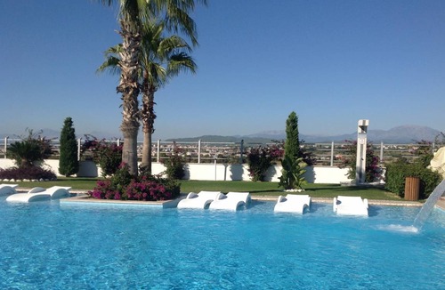 Side Apartment | 110 m² Apartment ∙ 3 bedrooms ∙ 4 guests