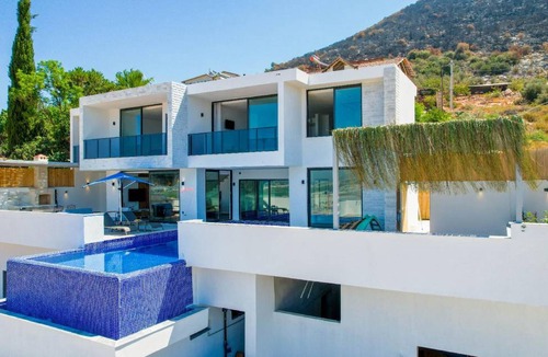 Kas House | 115 m² House ∙ 3 bedrooms ∙ 6 guests